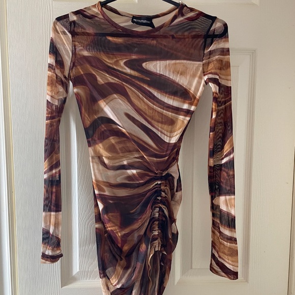 Pretty Little Thing mesh long sleeve dress size S - Picture 1 of 1